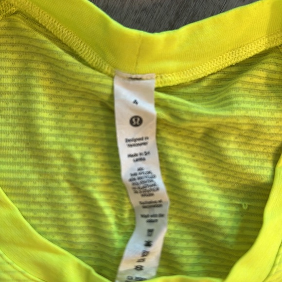 Lululemon Switfly Tech Short Sleeve Shirt 2.0 — Hip Length - Picture 2 of 4